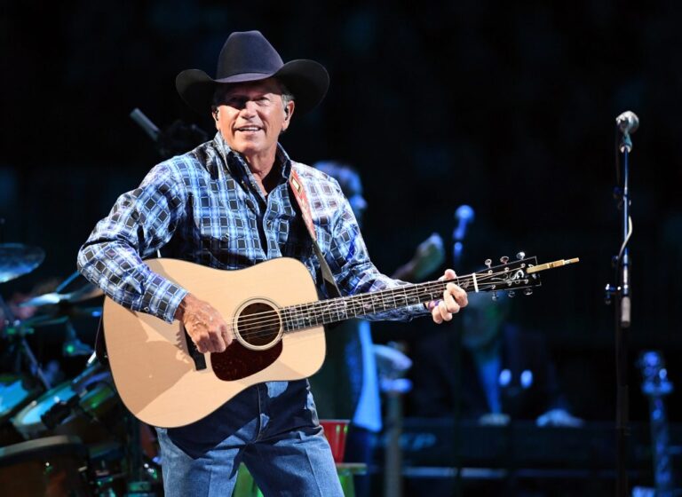 Best Guide to Country Singers 90s Male: Icons Who Changed Music 7 country singers 90s male